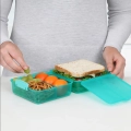 002c.jpg