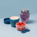 21488_SnackCapsuleTOGO_Hands_Teal.JPG